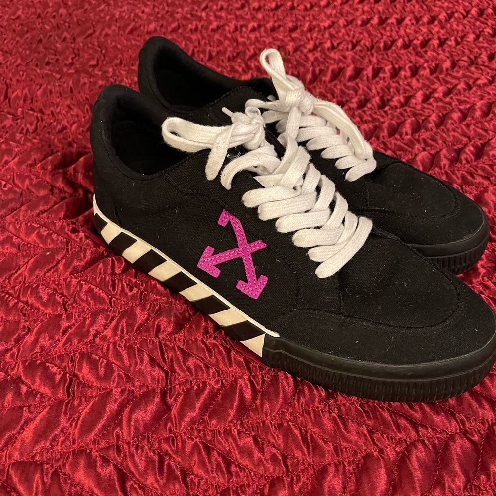 Black and purple off-white sneakers gently used and very comfortable